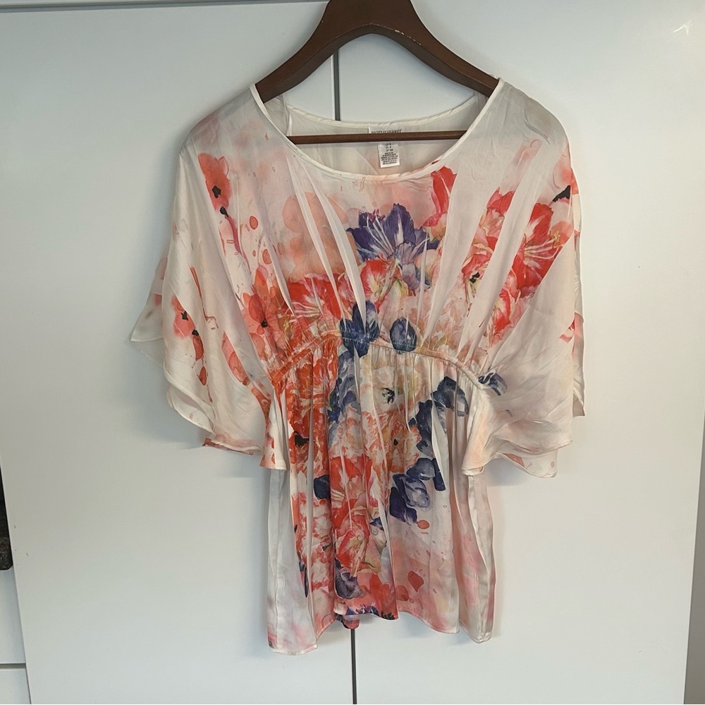 Motherhood Maternity Watercolor Floral Blouse in Pinks and Blues Colors   Size S